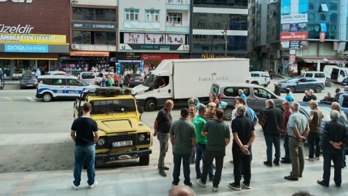 Ardeşen' de Silahlı Saldırı! 29 Yaşındaki Genç Ağır Yaralandı.